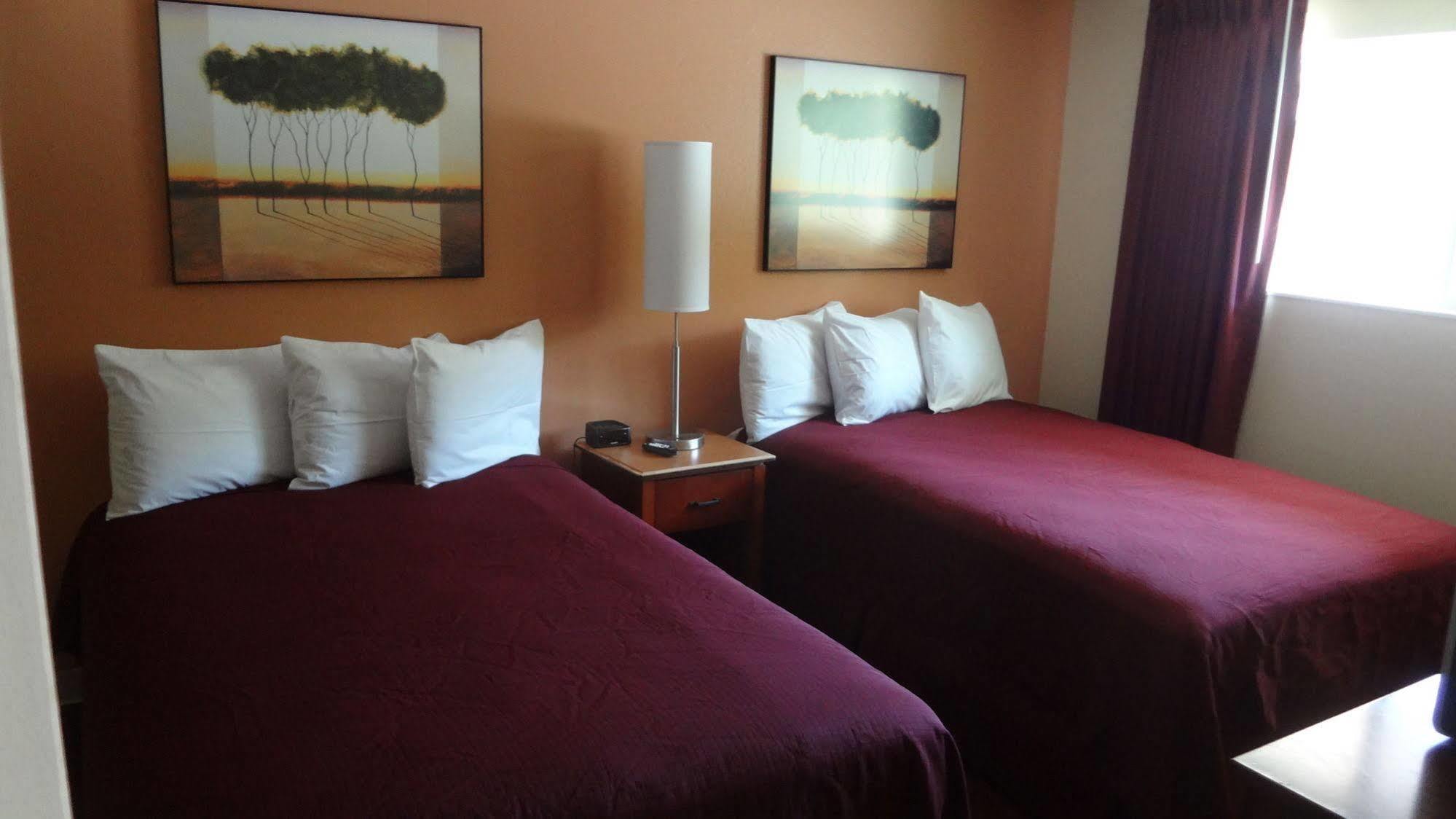 Sunrise Garden Suites ทัควิลา ภายนอก รูปภาพ